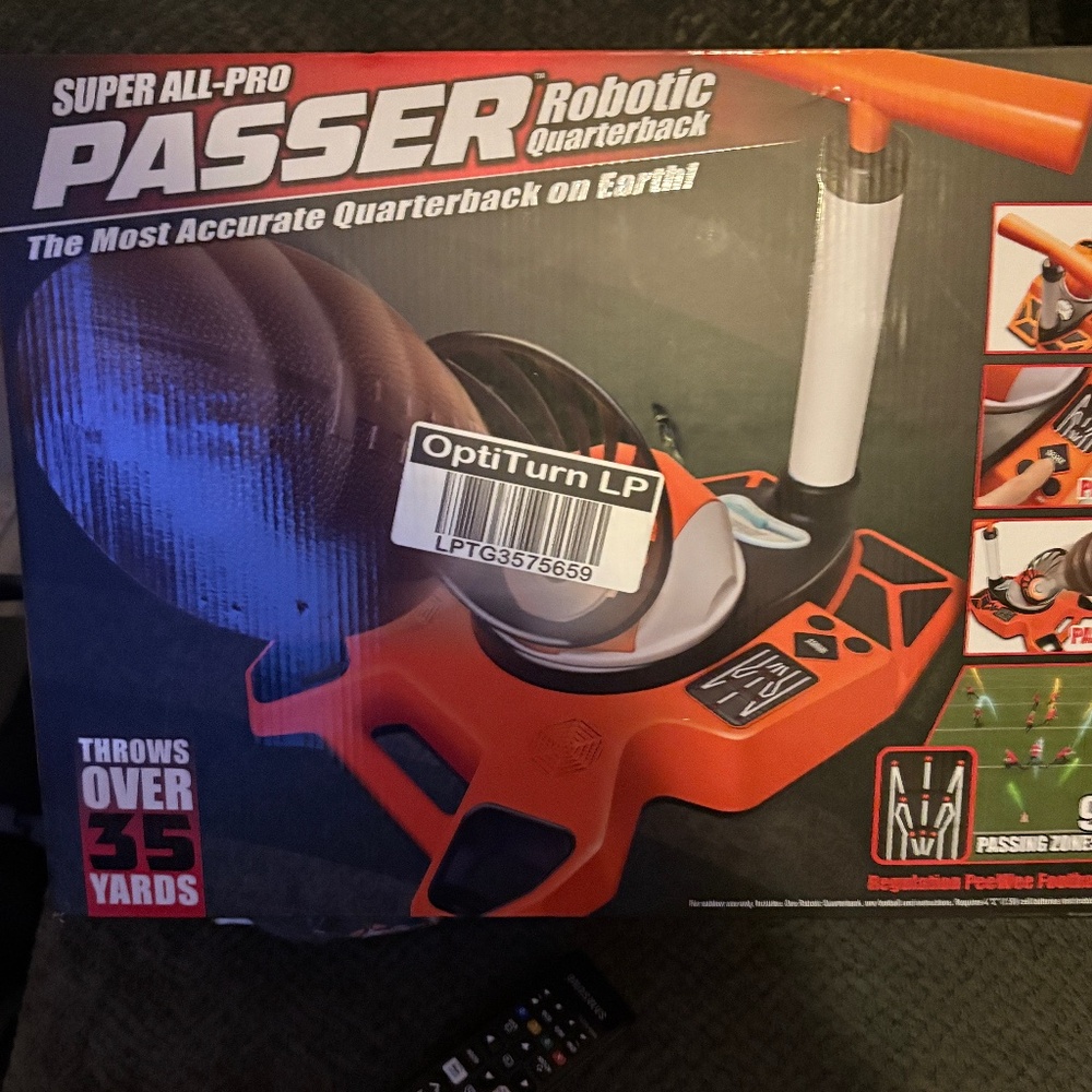 Super All Pro Passer Robotic Quarterback